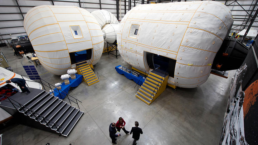 NASA начинает строить в космосе надувные дома